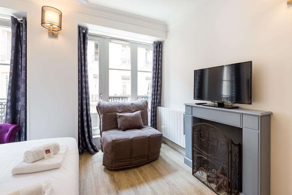 Les Capucins - Lyon 1Er Apartman Szoba fotó